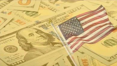 100 dollar bill with American flag